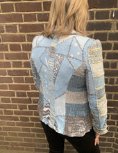 Load image into Gallery viewer, Shaped knitted jacket
